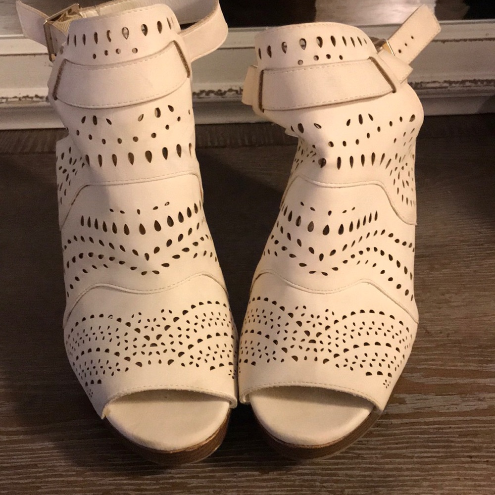 White and tan wedges